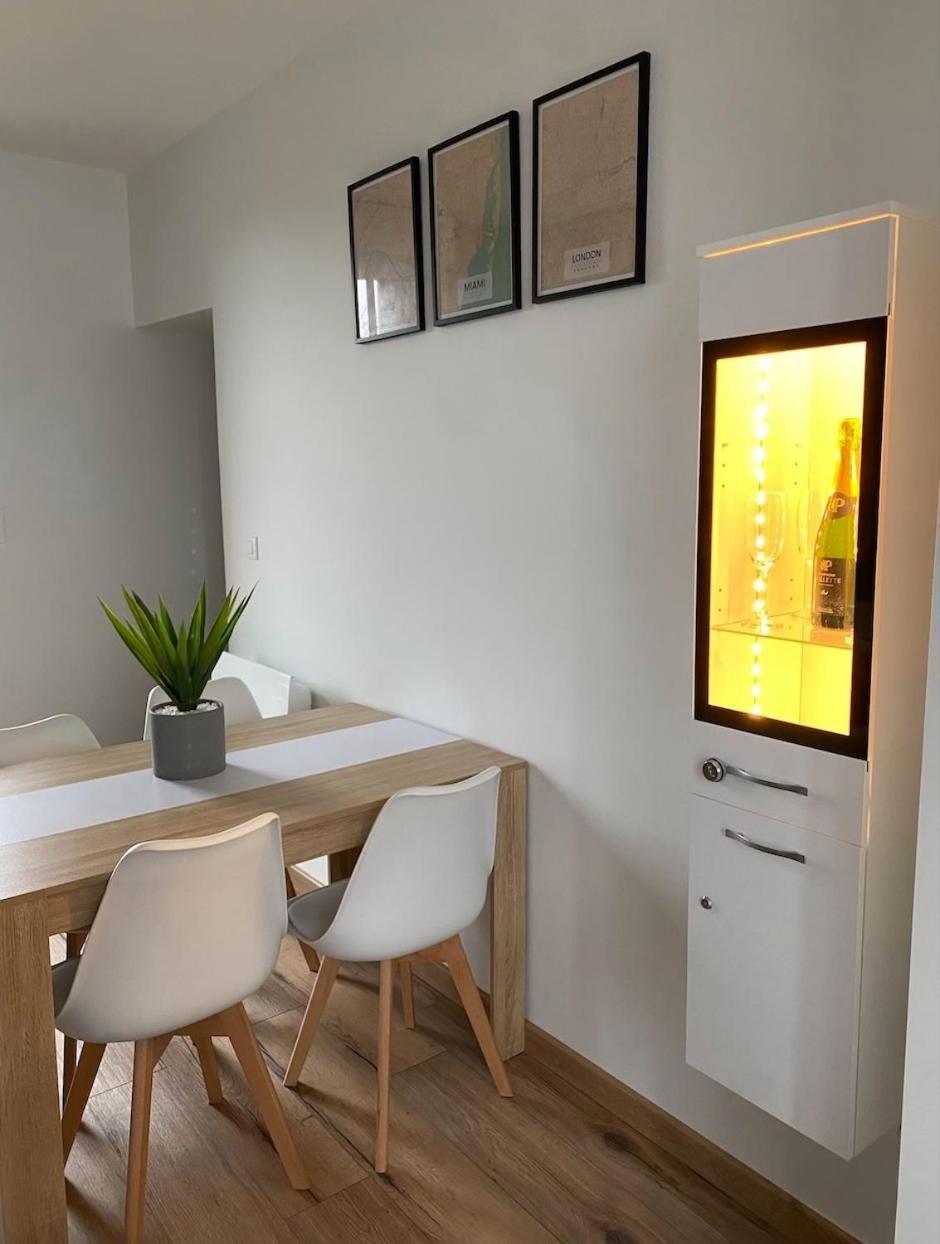 Loft Jardin Et Spa Bressuire Esterno foto